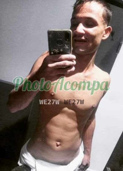 Acompanhante masculino em Francisco Morato com beijo na boca (2) — Jhony
