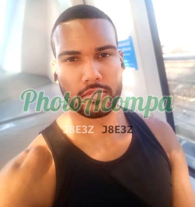 Acompanhante masculino em Florianópolis com beijo grego (2) — Jonathan