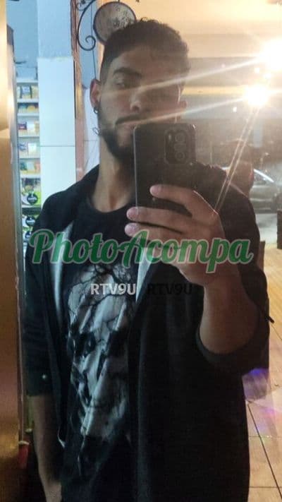 Foto 2: Acompanhante masculino em Itaquaquecetuba — beijo na boca, Kevin