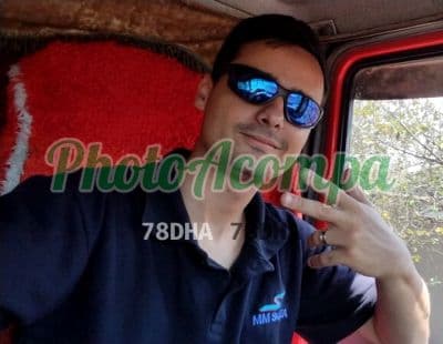 Acompanhante masculino em Carapicuíba com beijo na boca (2) — Lorenzo