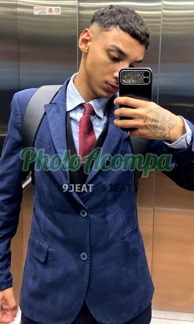 Acompanhante masculino em Osasco com beijo grego (4) — Marcel