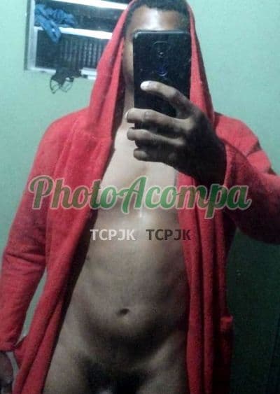 Acompanhante masculino em Barueri com beijo na boca (2) — Matheus