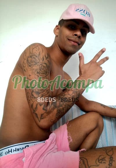 Acompanhante masculino em Carapicuíba com beijo na boca (6) — Matheus