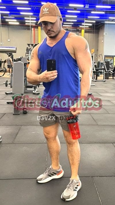 Max — acompanhante masculino em Manaus
