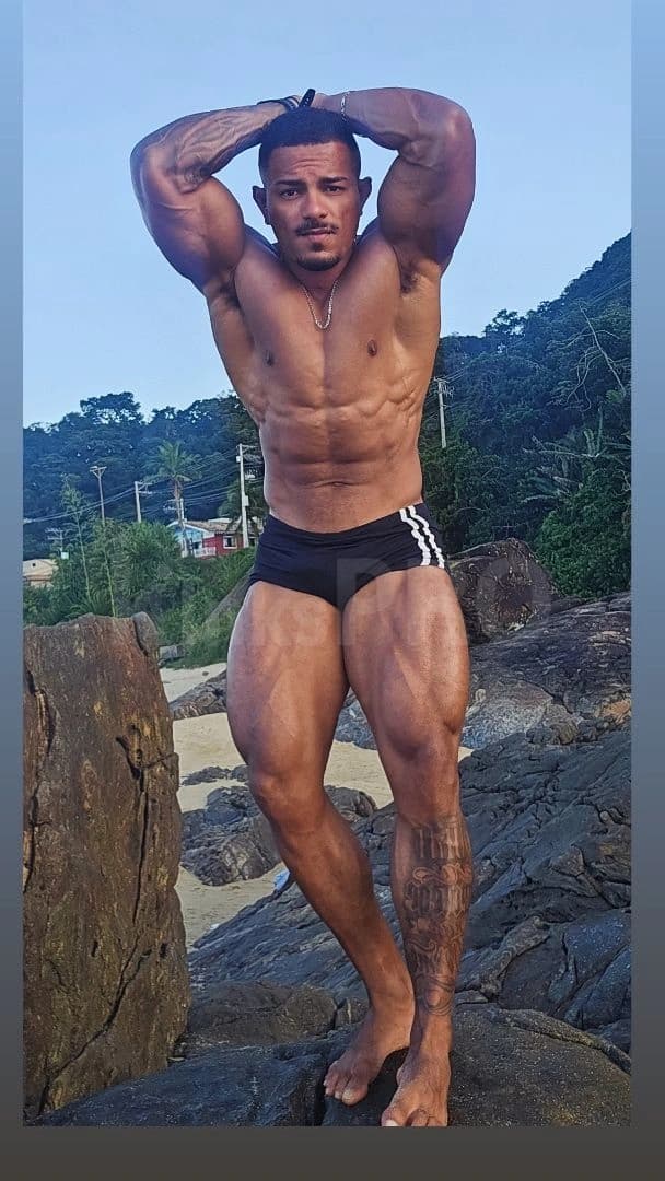 Pedro — acompanhante masculino em São Paulo