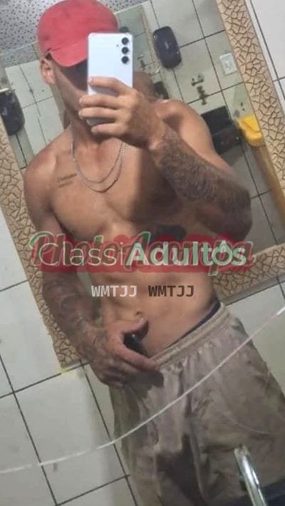Pernalonga — acompanhante masculino em São Sebastião