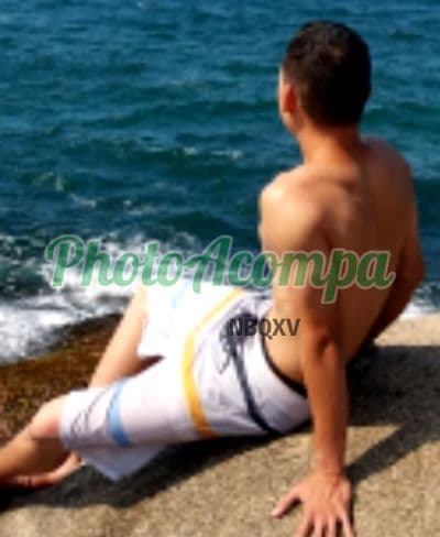 Acompanhante masculino em Florianópolis — beijo na boca, foto 2 de Peter