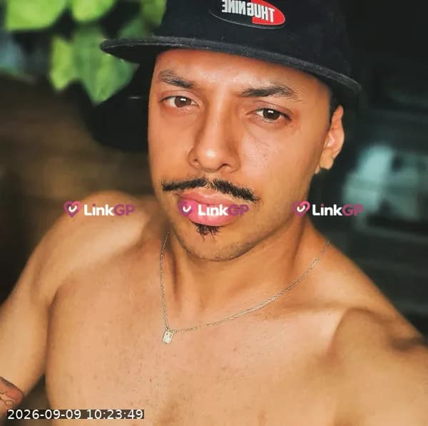 Acompanhante masculino olhos castanhos em BagĂ© â Rhaelđ, foto 11