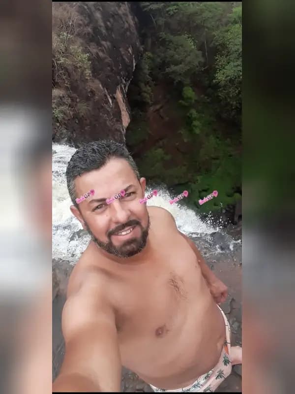 Acompanhante masculino em Guarapari — beijo na boca, foto 4 de Ricardo