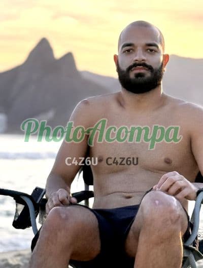 Acompanhante masculino em Rio de Janeiro — beijo grego, foto 2 de Roberto