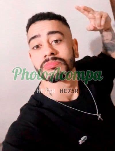 Acompanhante masculino em Belo Horizonte — beijo na boca, foto 4 de Robson
