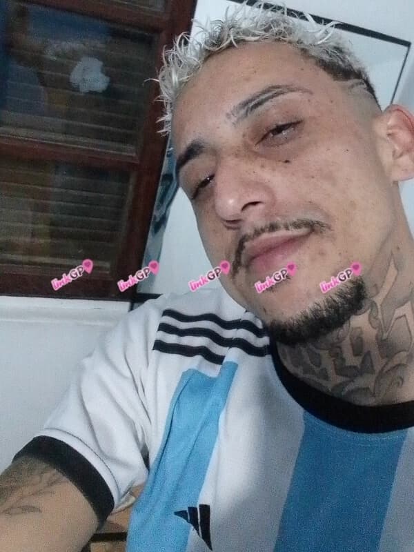 Romeu — acompanhante masculino em Viamão