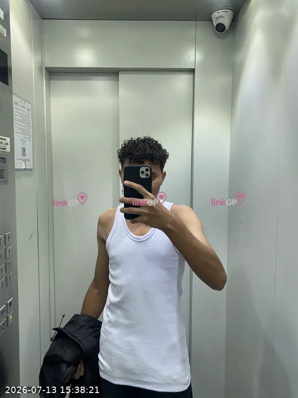 Acompanhante masculino cabelo cacheado em Maringá (3) — Ruanz