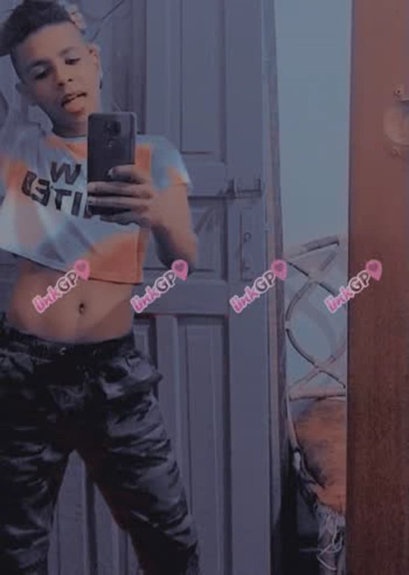 Acompanhante masculino em Mairiporã — beijo na boca, foto 4 de Silva