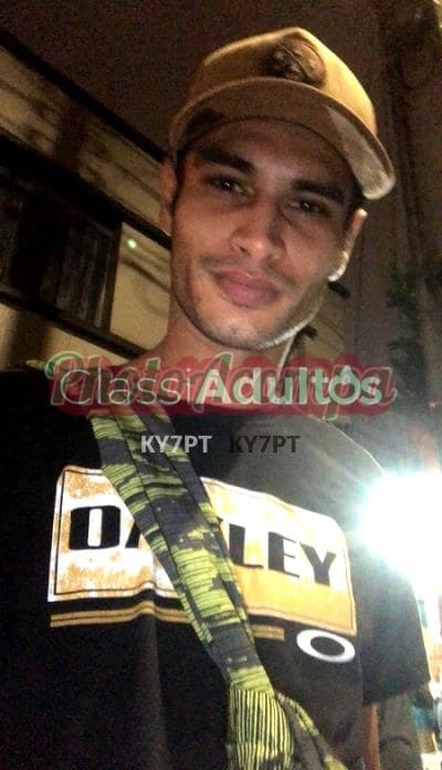 Vítor — garoto de programa e acompanhante masculino em Curitiba