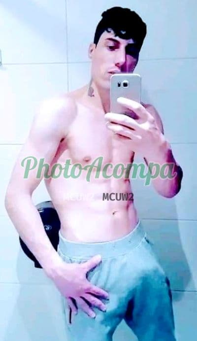 Acompanhante masculino em São Paulo com beijo grego (2) — William