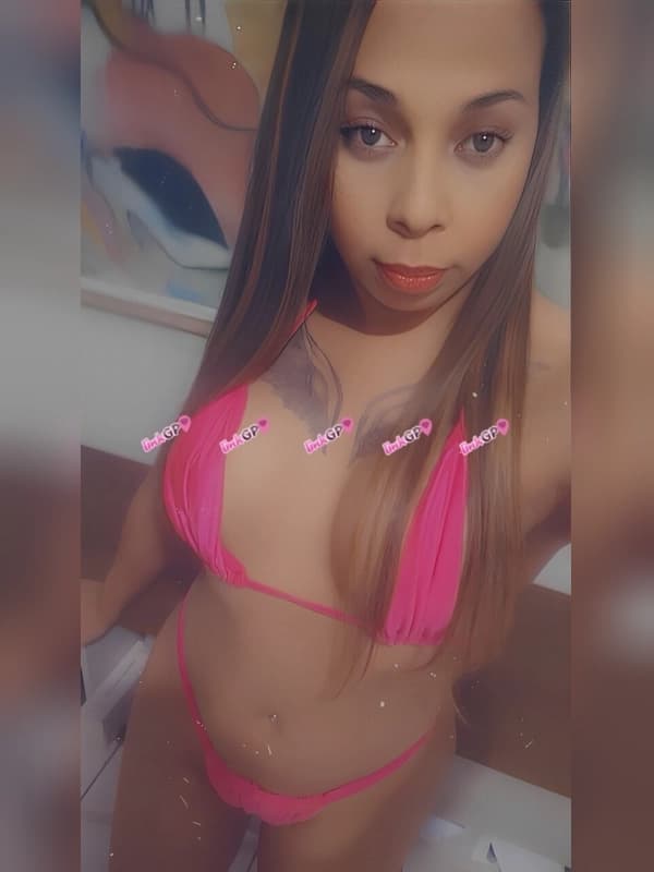 Bia — travesti em Vila Velha
