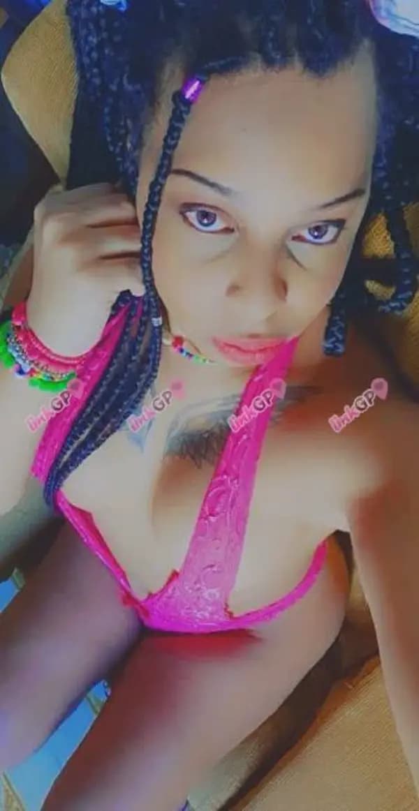 Travesti acompanhante cabelo longo em Vila Velha, foto 5 de Bia