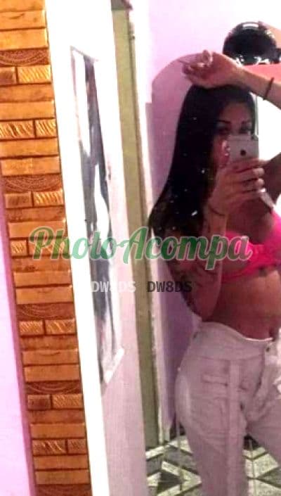 Foto 4: Travesti acompanhante em Niterói — beijo na boca, Danielle