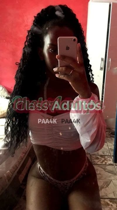 Emilly — travesti em Queimados