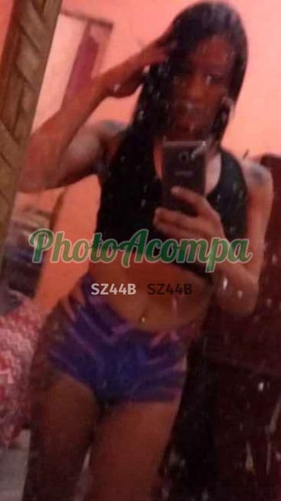 Travesti acompanhante em Suzano — beijo na boca, foto 4 de Karol