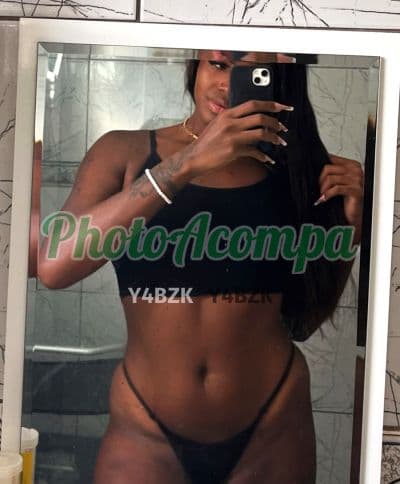 Travesti acompanhante em São Gonçalo — garganta profunda, foto 4 de Karol