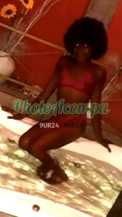 Foto 6: Travesti acompanhante em Salvador — beijo grego, Laisa