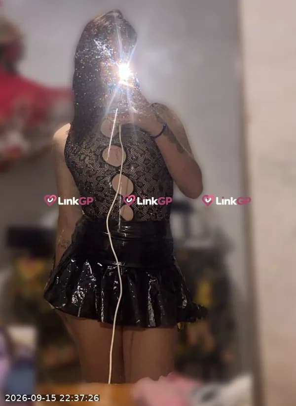 Travesti acompanhante apertadinha em Barcarena — Liz