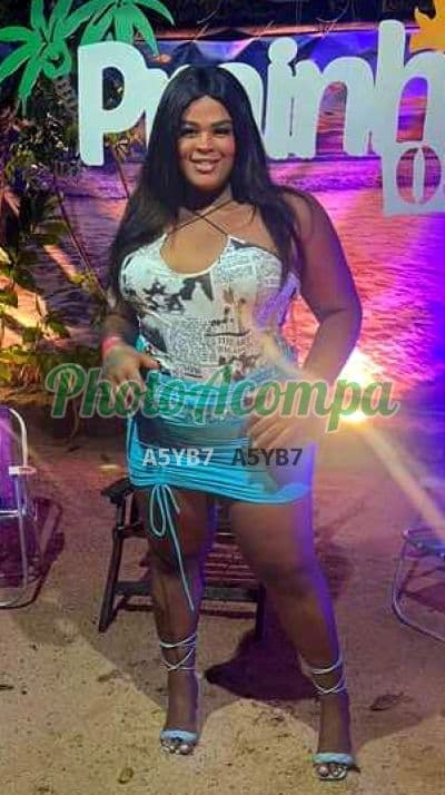 Travesti acompanhante em São Paulo com beijo na boca (2) — May