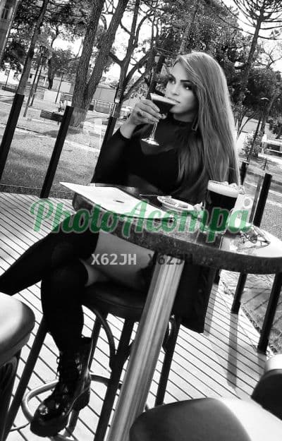 Foto 6: Travesti acompanhante em Curitiba — beijo na boca, Mel