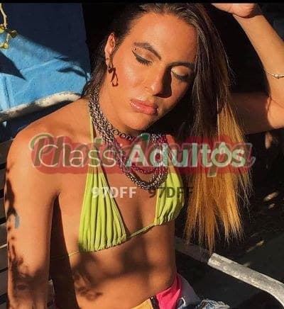Mia — travesti em Niterói