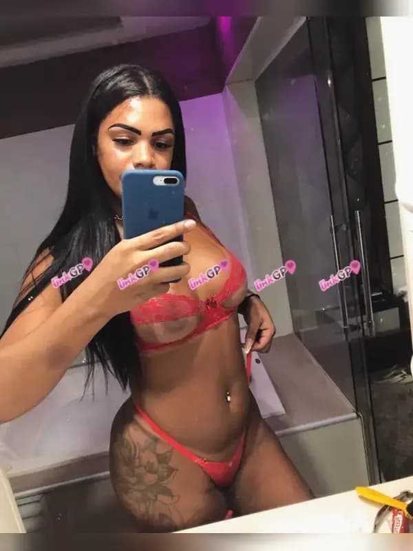 Travesti acompanhante tatuada em Alto da Boa Vista, foto 9 de Milena