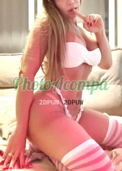 Travesti acompanhante em São José dos Campos com beijo na boca (2) — Monique