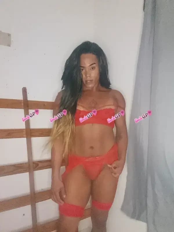 Morena — travesti em Recreio dos Bandeirantes