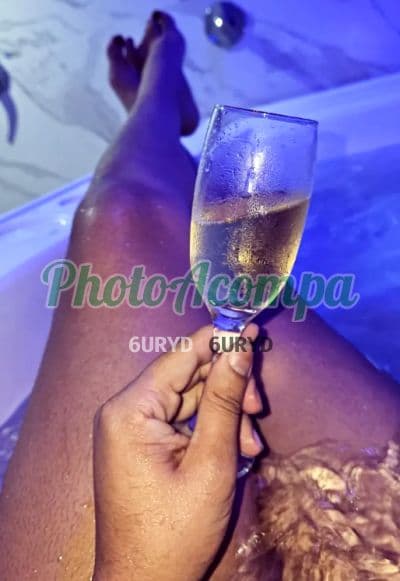 Travesti acompanhante foto verificada em Piracicaba (3) — Rhayra
