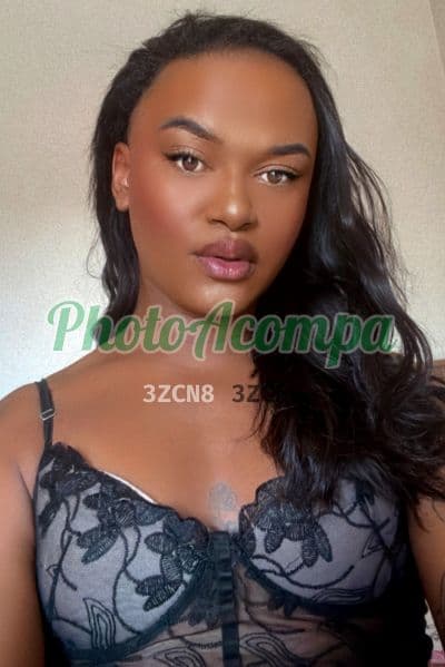 Travesti acompanhante em São José dos Campos com beijo na boca (2) — Valentina