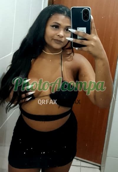 Júlia — acompanhante e garota de programa em Macaé