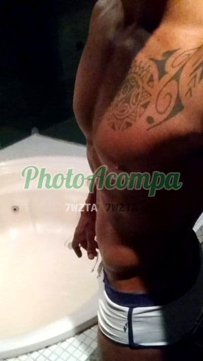 Athos Lima — acompanhante masculino em Salvador