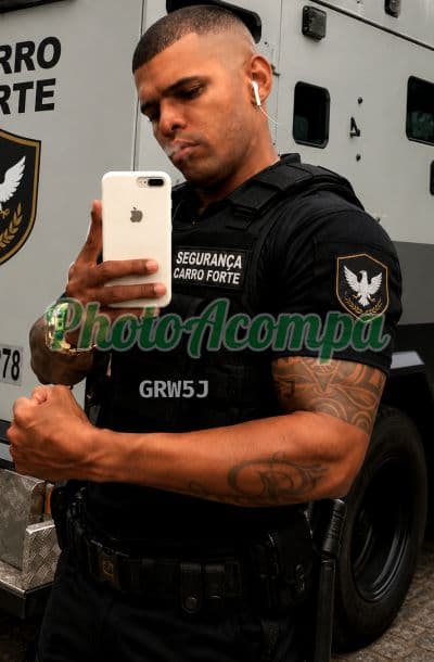 Robson — acompanhante masculino em Salvador