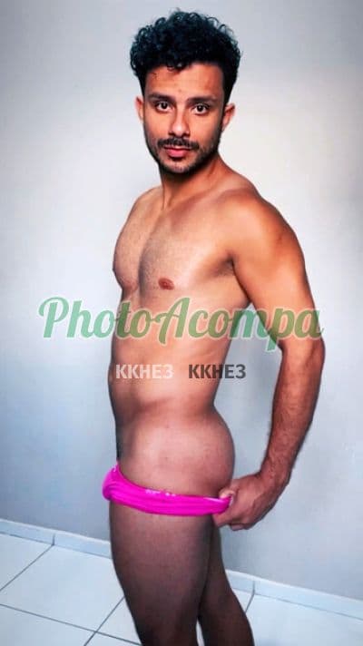 Lorenzo Fernandes — acompanhante masculino em Salvador