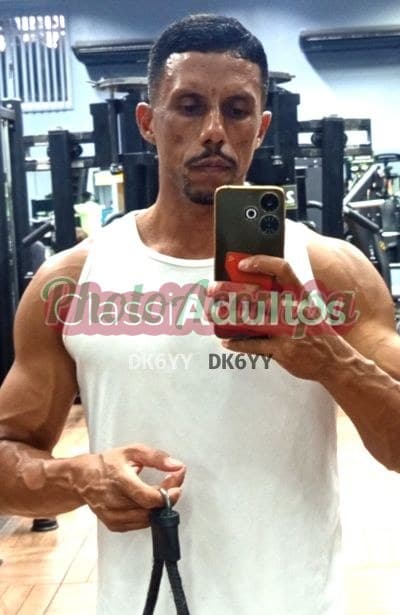 Leonardo — acompanhante masculino em Blumenau