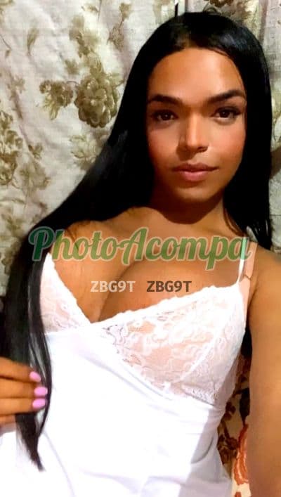 Mimi — travesti em Duque de Caxias