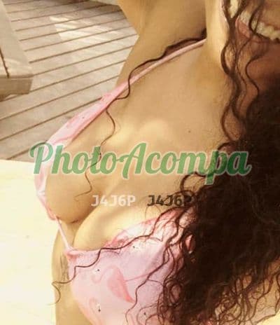 Acompanhante em Jundiaí com beijo na boca (2) — Acompanhante