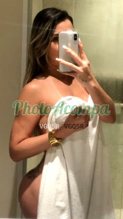Acompanhante magra em Curitiba, foto 3 de Aline Beatriz