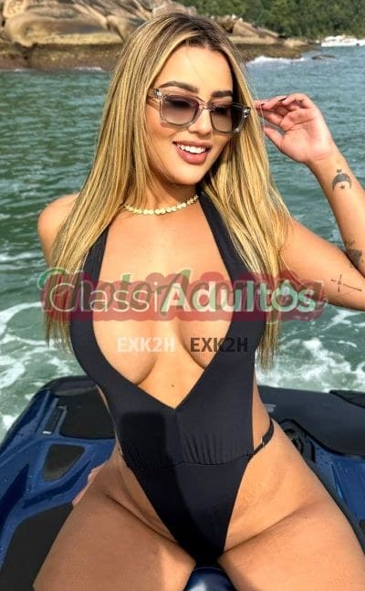 Acompanhante loira em Barra de Santo Antônio — Ángel