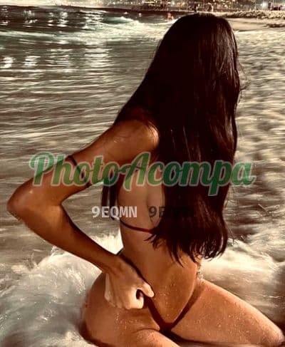 Acompanhante em Jandira com beijo grego (2) — Anna Clara