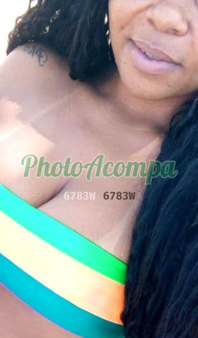 Foto 4: Acompanhante em Salvador — beijo grego, Bia