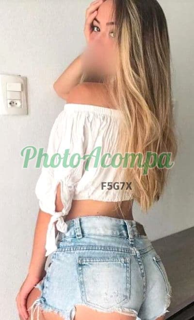 Acompanhante de seios naturais em Curitiba (3) — Bia