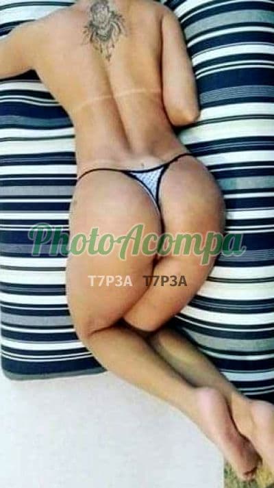 Acompanhante em Rio de Janeiro com beijo grego (2) — Bianca Naldy