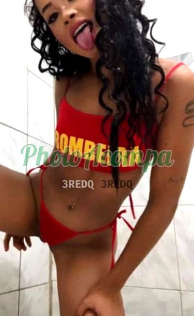 Acompanhante em Fortaleza com beijo na boca (2) — Bombom